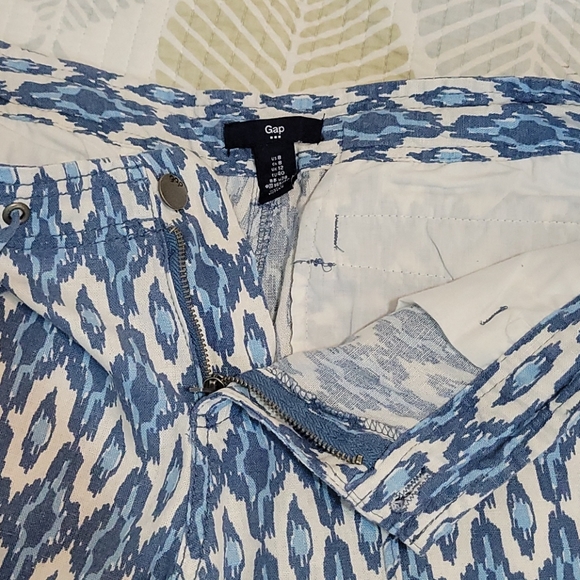 Gap short - Picture 2 of 14